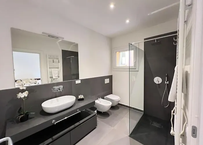 Ariosti 3 - Piazza Maggiore