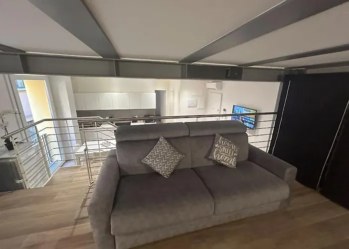 Ariosti 3 - Piazza Maggiore Apartment *