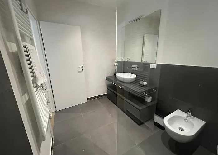 Ariosti 3 - Piazza Maggiore ボローニャ