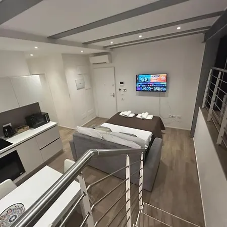 Ariosti 3 - Piazza Maggiore * Bolonha